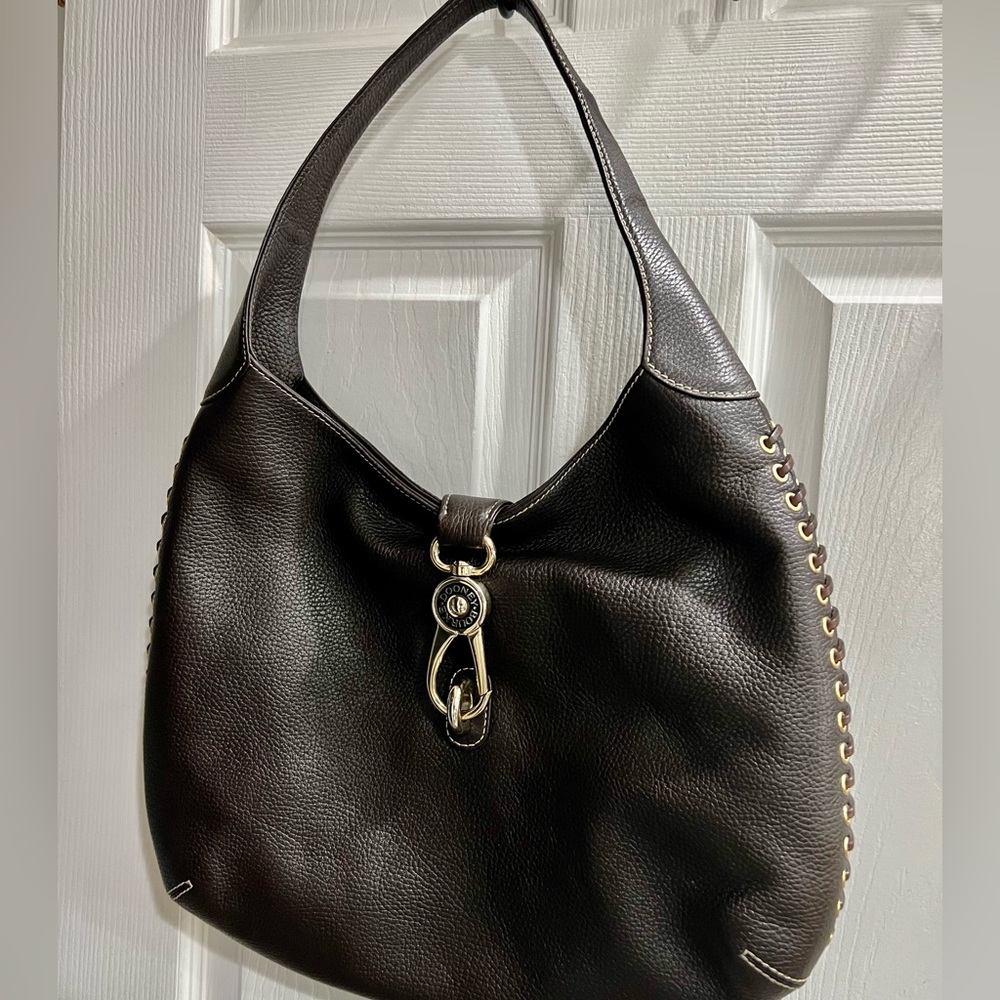 Dooney and Bourke nearly new purse